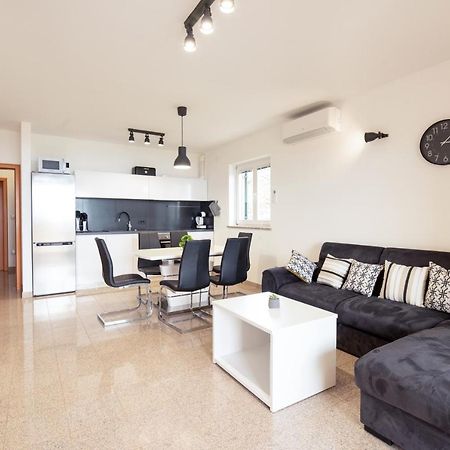 Seaview Apartment Lea Ičići 外观 照片